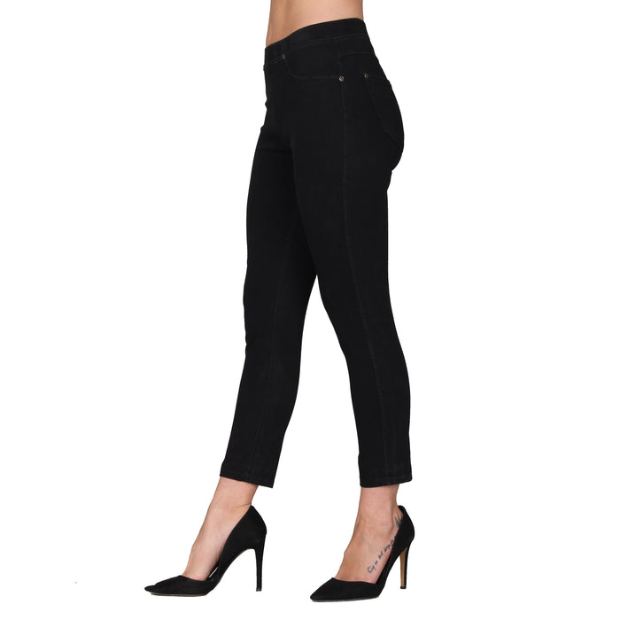 Women's Classic Dark Denim Capri Jeggings. - 1.5 Elastic Waistband - 4  Functional Pockets - Pull-On Style - Soft & Stretchy Material - 1 Split  Detail on Bottom - Pack Breakdown: 6pcs/pack 